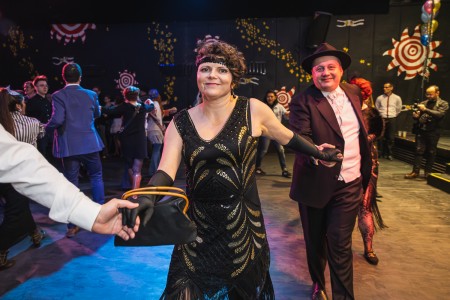 Absolwenckie potupaje na UMK [fot. Szymon Zdziebło]